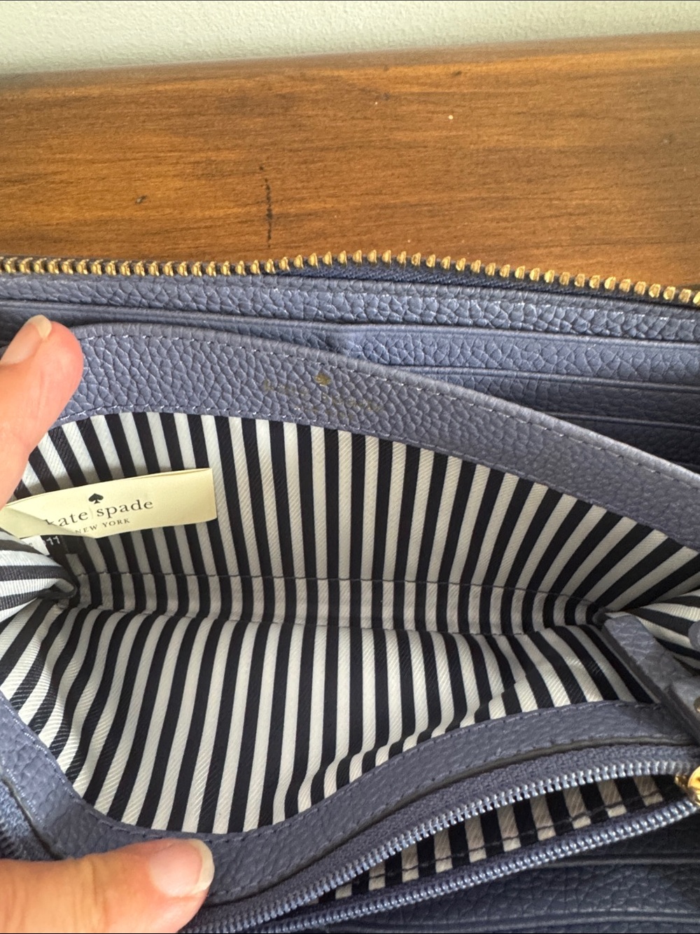 Kate Spade Vintage pebbled leather zip around wallet - Picture 6 of 8